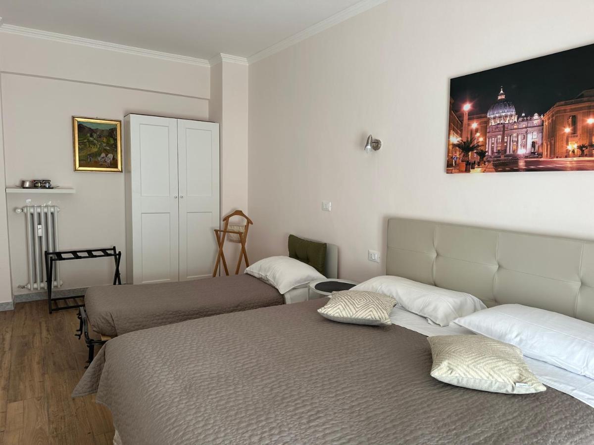 Golden Rooms Cipro Roma Exterior foto